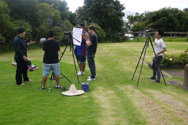 駐村創作「城市的導覽練習：奧克蘭」由Unitec學生幫忙拍攝完成。2011年4月。
