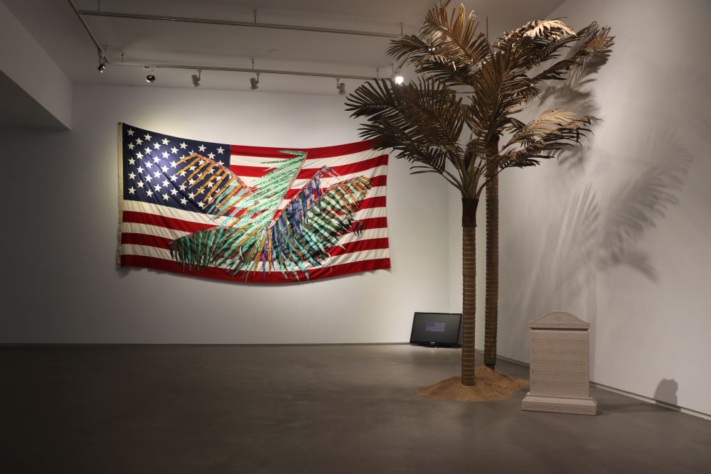 “Salute to a Palm Tree,” a solo exhibition of Kuo Pei-chi, at the Dynasty Gallery