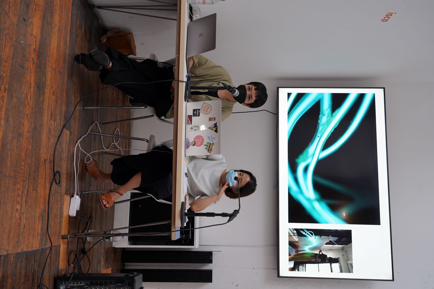 A public talk Artists at Work: Ying Chiun Lee with Junghyun Kim at ISCP, 2022.