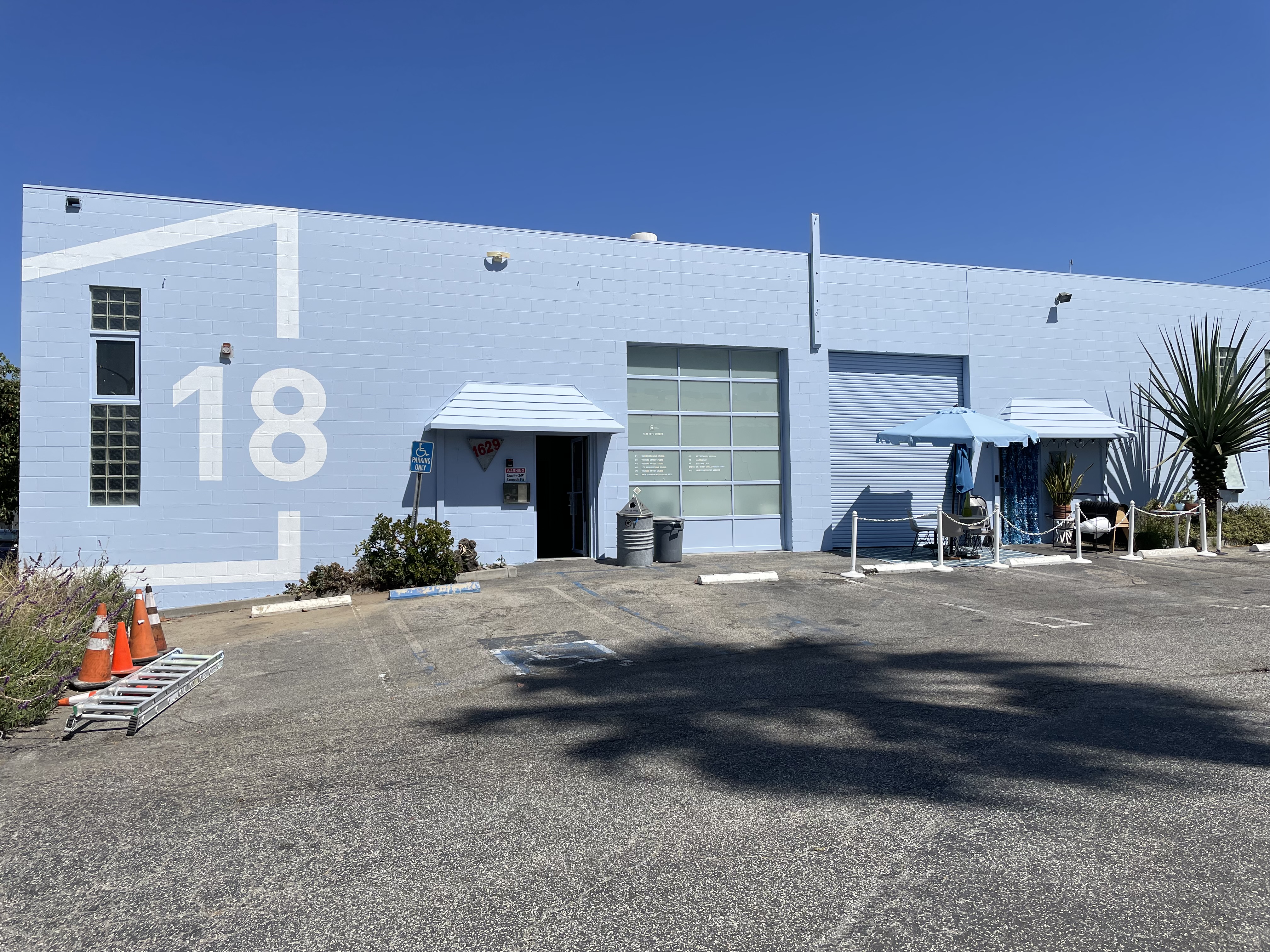 2023年夏天重新油漆的外觀
